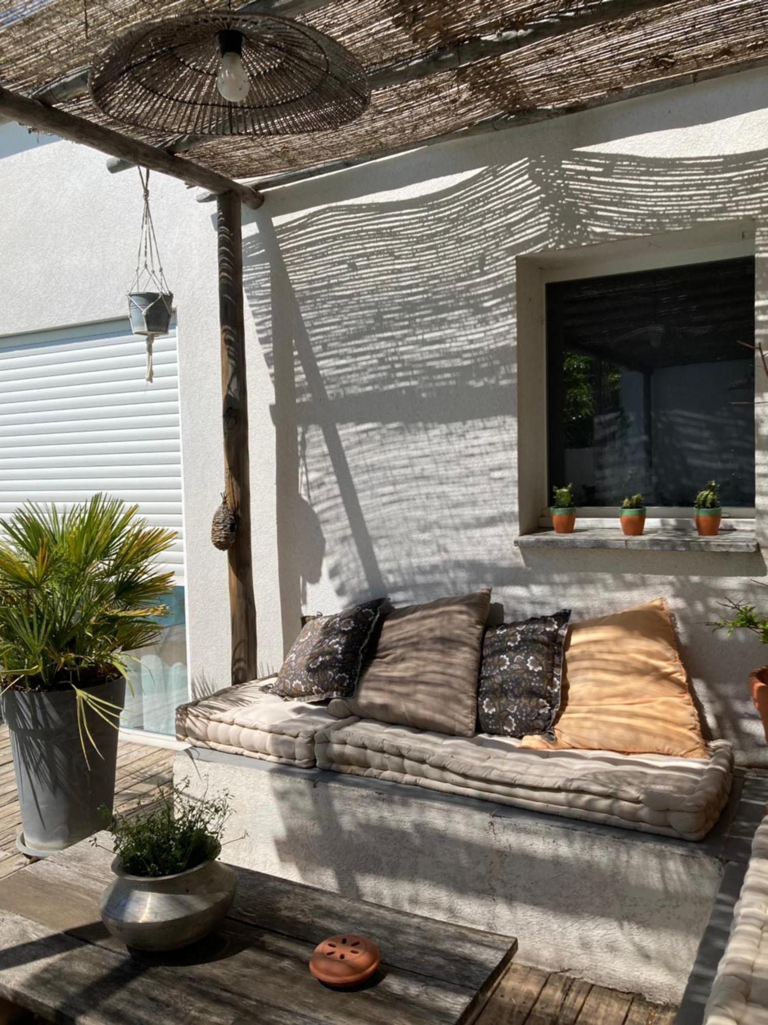 Maison D Hotes La Villa Madeleine Sanary-sur-Mer Exterior photo